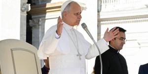 Papa Leão: Sem relacionamentos, não poderíamos sobreviver, crescer, aprender