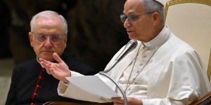 Papa inicia a série Vaticano II com documento sobre as Escrituras