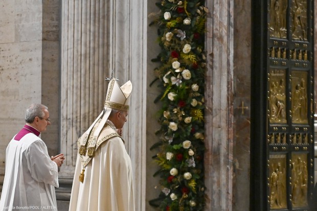 pope-leo-xiv-epiphany-closes-holy-door-jubilee2025