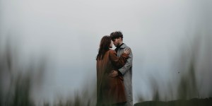 O amor de casal é uma via de resgate para as feridas