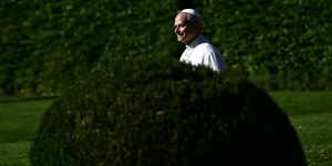 Natação, tênis e esporte: as terças-feiras de Leão XIV em Castel Gandolfo