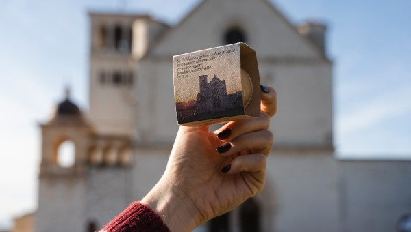 assisi-st-francis-relics-public-veneration-2026