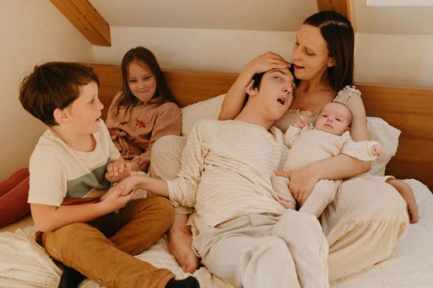 Urška Golob s svojimi otroki