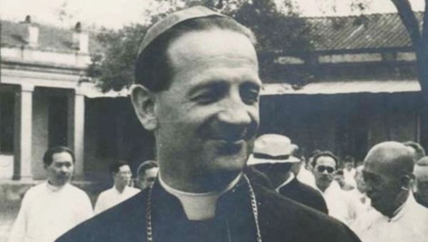 Mgr Antonio Riberi