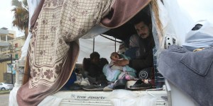 A violência nunca pode levar à paz, adverte o Papa Leão