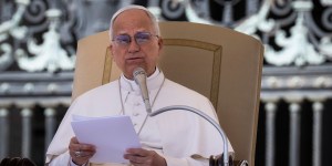 A compaixão está desaparecendo? O Papa Leão teme que possa ser, e o por quê