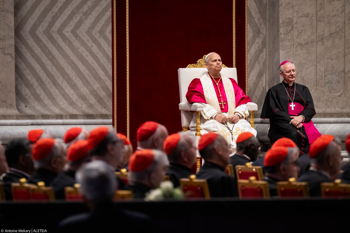 pope-leo-xiv-prayer-rosary-vigil-peace-st.-peters-basilica-vatican