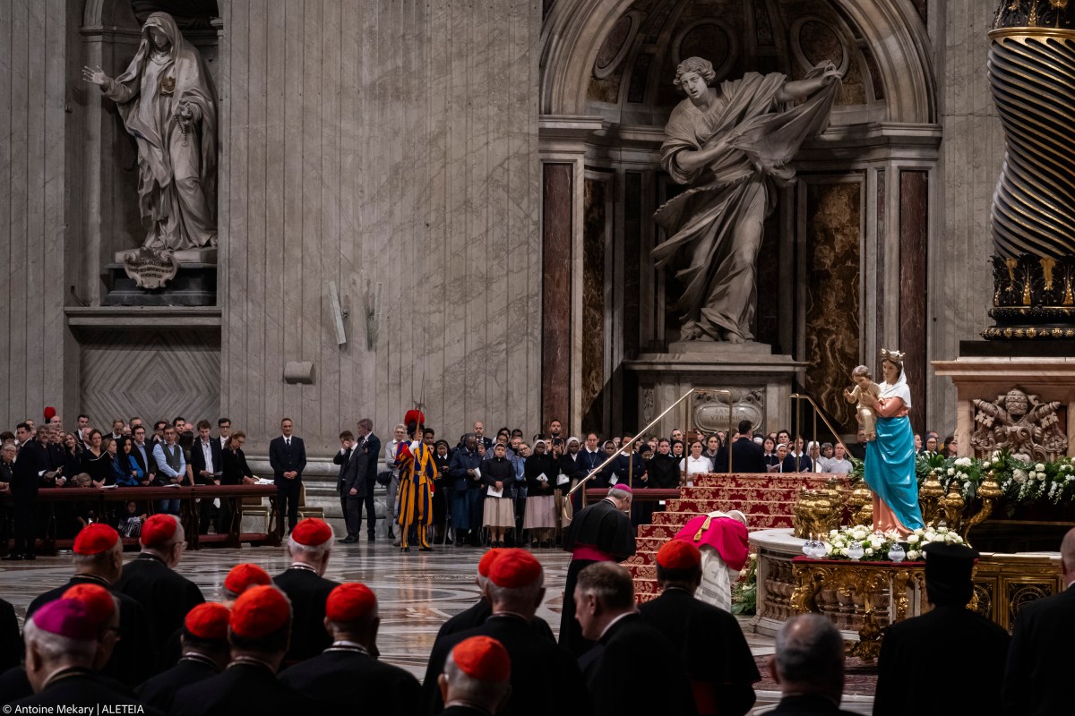 pope-leo-xiv-prayer-rosary-vigil-peace-st.-peters-basilica-vatican