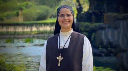 A última entrega de irmã Nadir: carmelita brasileira morre no mar ao salvar companheiras