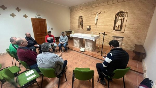 Corner Item Image - Oração para homens empenhados em guardar suas famílias