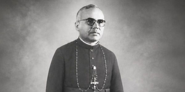 O bispo brasileiro que morreu perdoando o padre que o assassinou