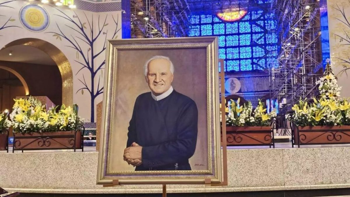01-Padre-Cesar-1024×577-1.jpeg
