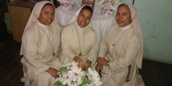 Três irmãs, um só chamado: a história das trigêmeas baianas que consagraram a vida a Deus